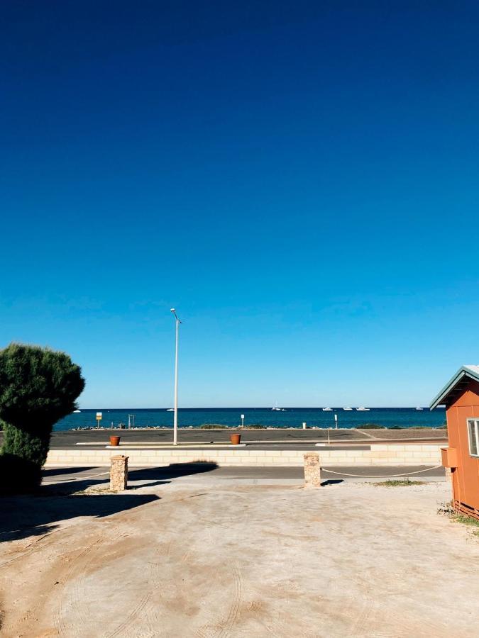 Shark Bay Cottages Denham Eksteriør bilde