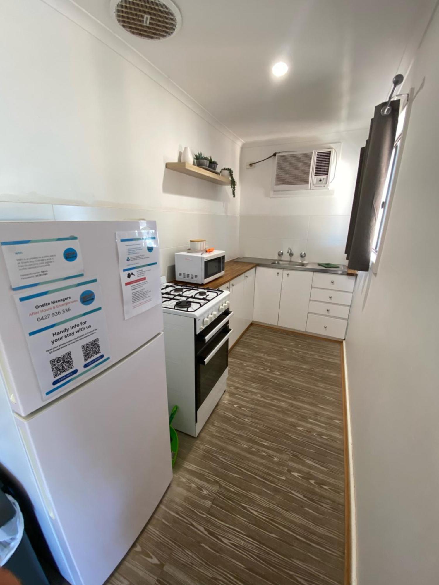 Shark Bay Cottages Denham Eksteriør bilde