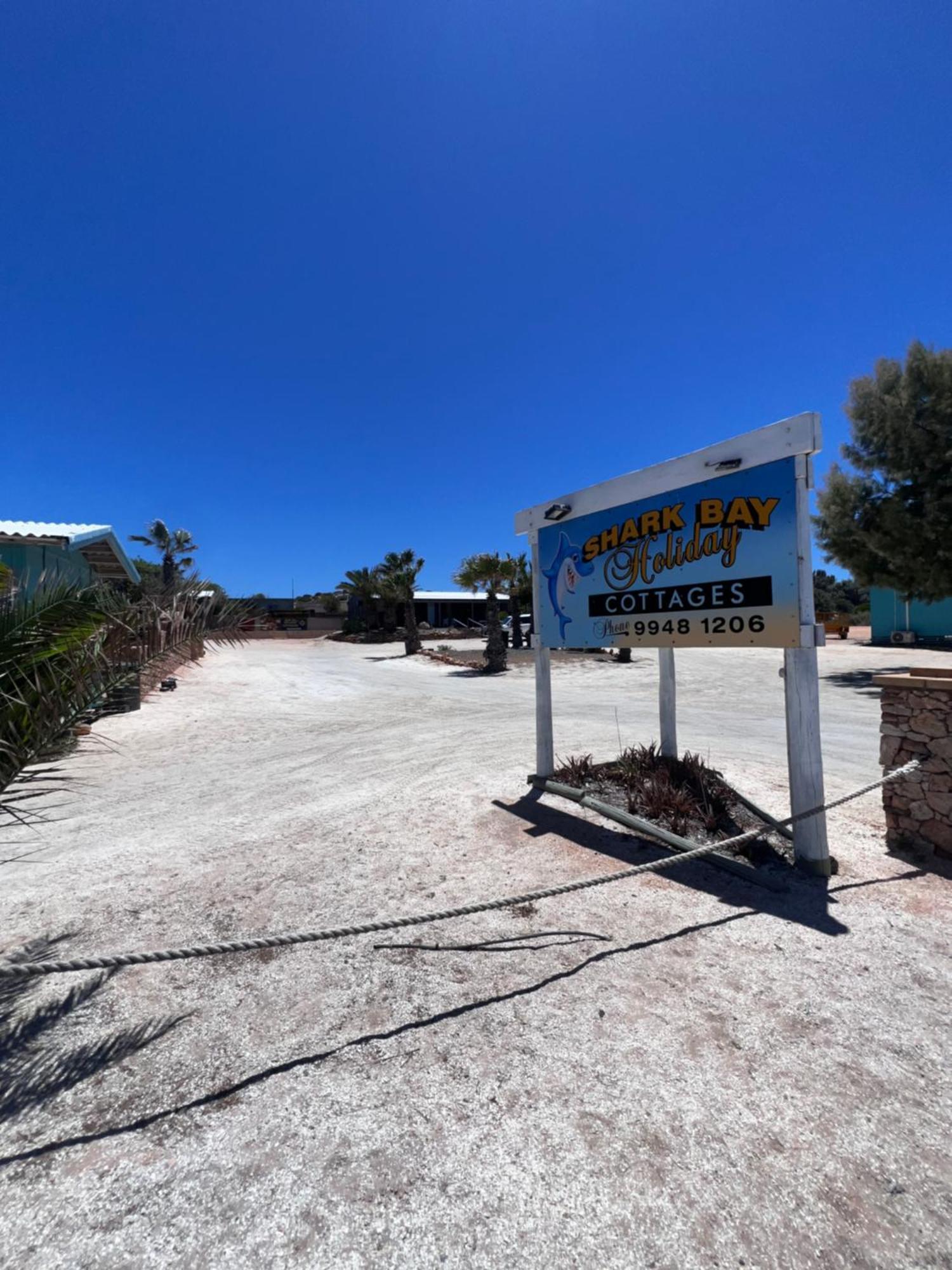 Shark Bay Cottages Denham Eksteriør bilde