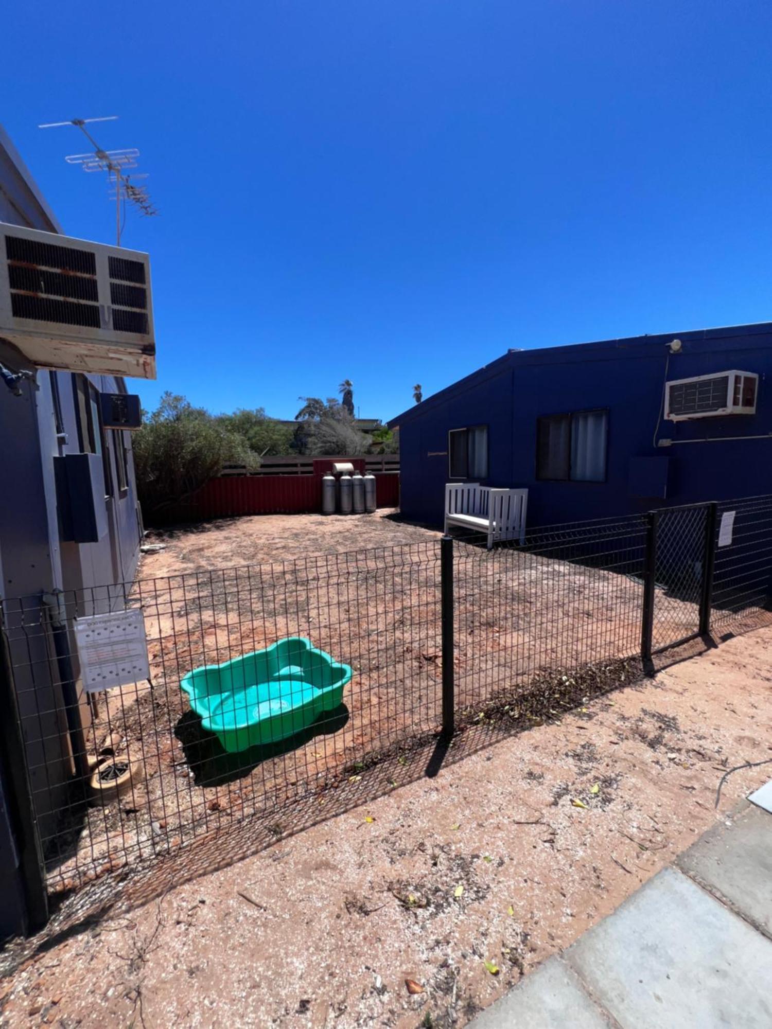 Shark Bay Cottages Denham Eksteriør bilde