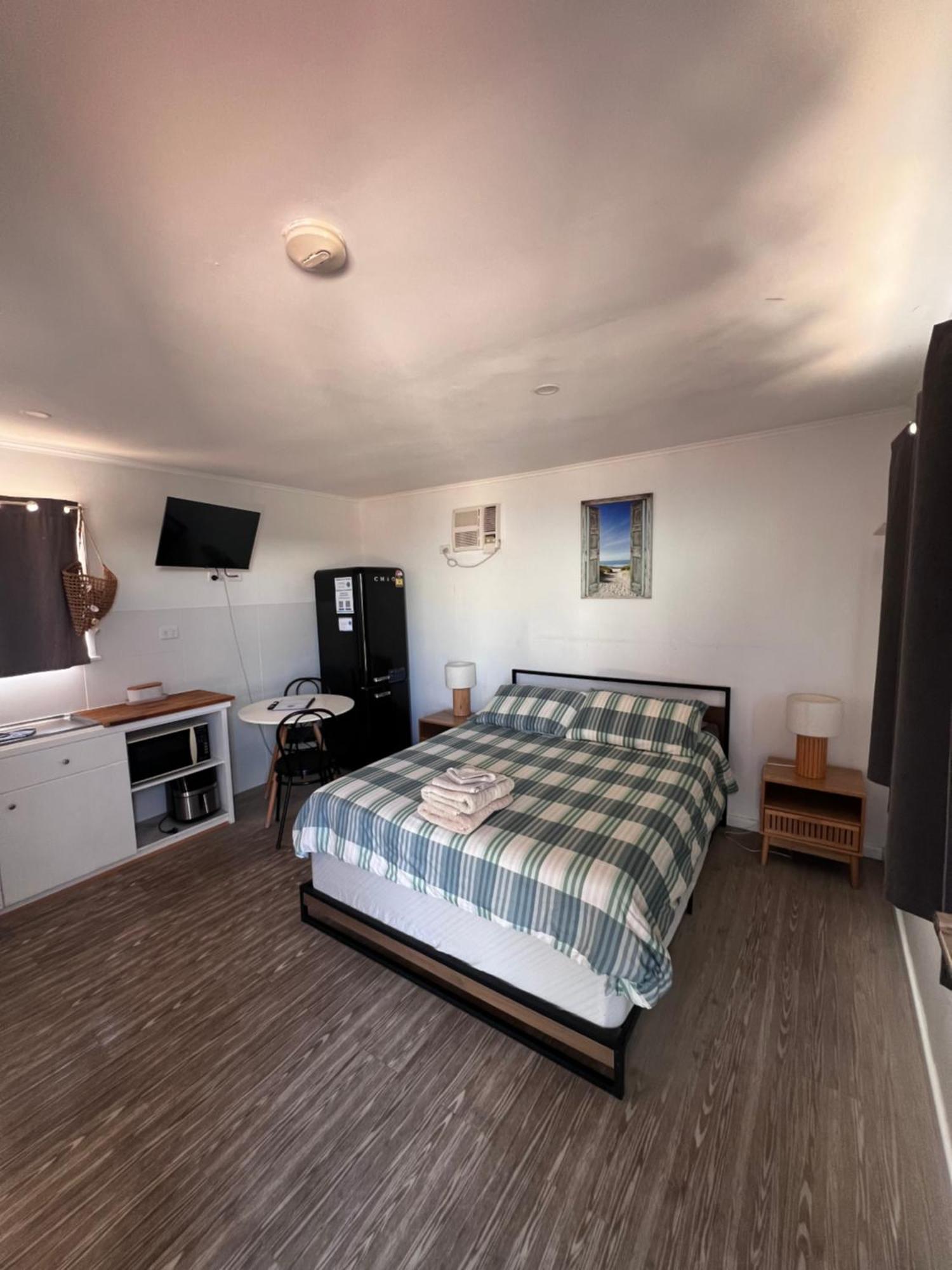 Shark Bay Cottages Denham Eksteriør bilde