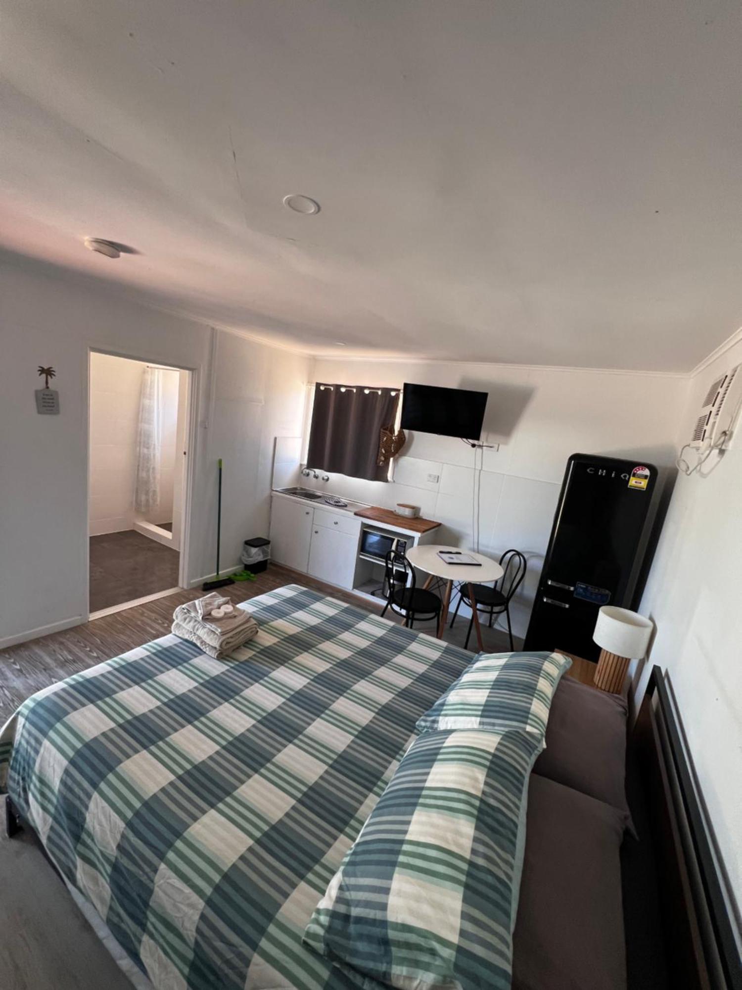 Shark Bay Cottages Denham Eksteriør bilde