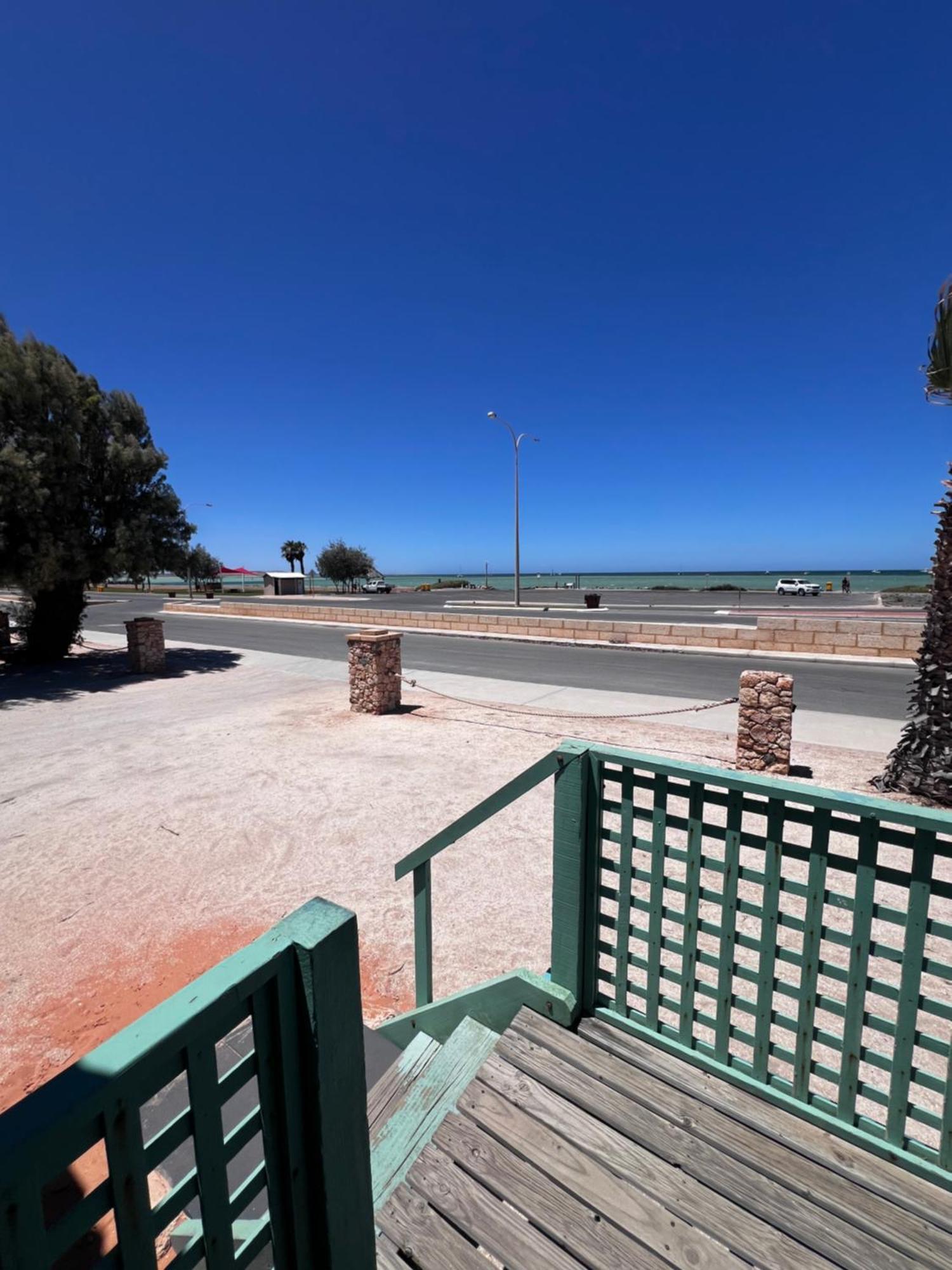 Shark Bay Cottages Denham Eksteriør bilde